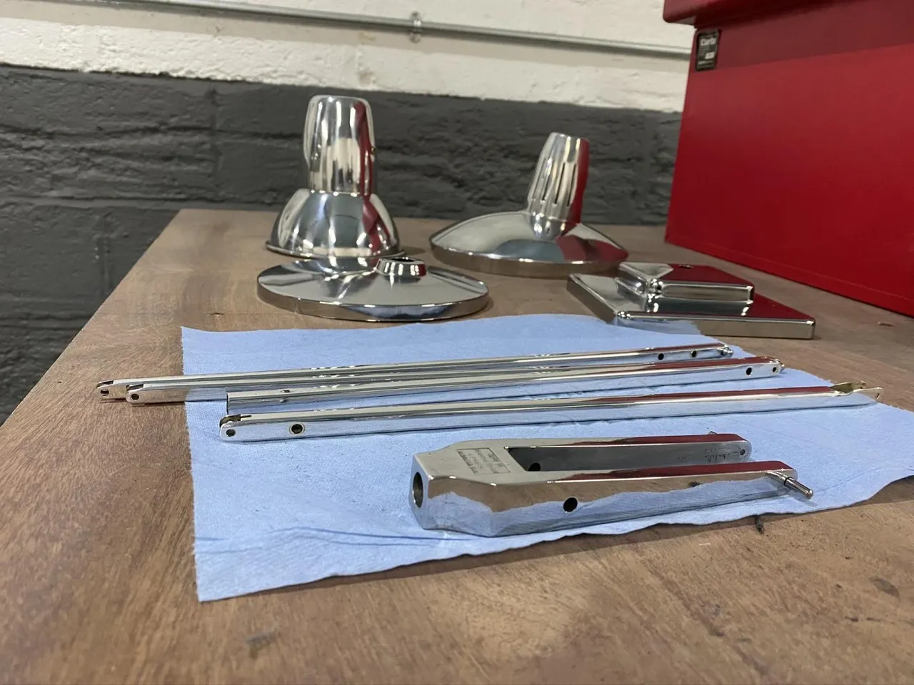 Architectural Metalwork & Lamp Polishing